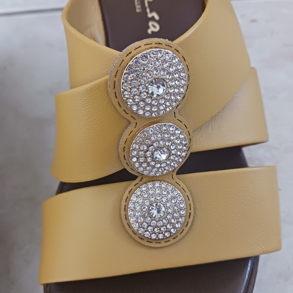 Italian Shoemakers Yellow Wedge Sandals – Size 6M, Made in Italy, Rhinestone Det - Picture 9 of 10